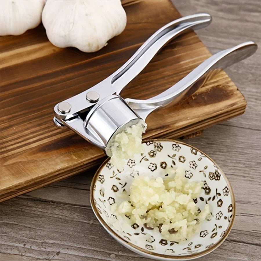 Heavy Duty Garlic Press, Multi-Tool. 18cm