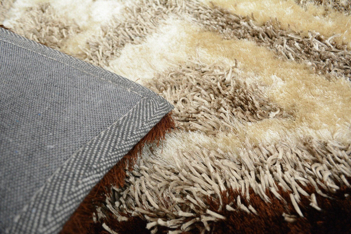 DaDa Bedding Shaggy Soft Viscose Champagne Brown Geometric Diamond Large Area Carpet Rug